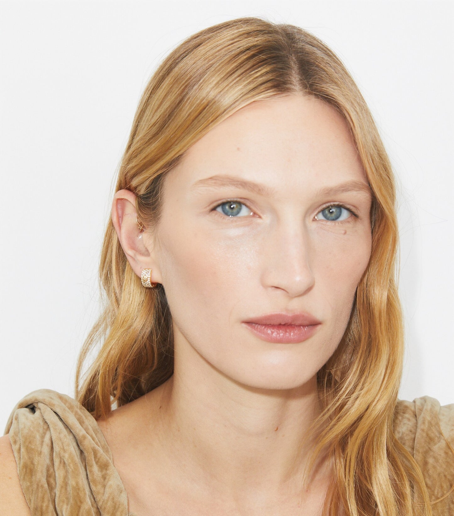 Icon Pavé Huggie Earrings