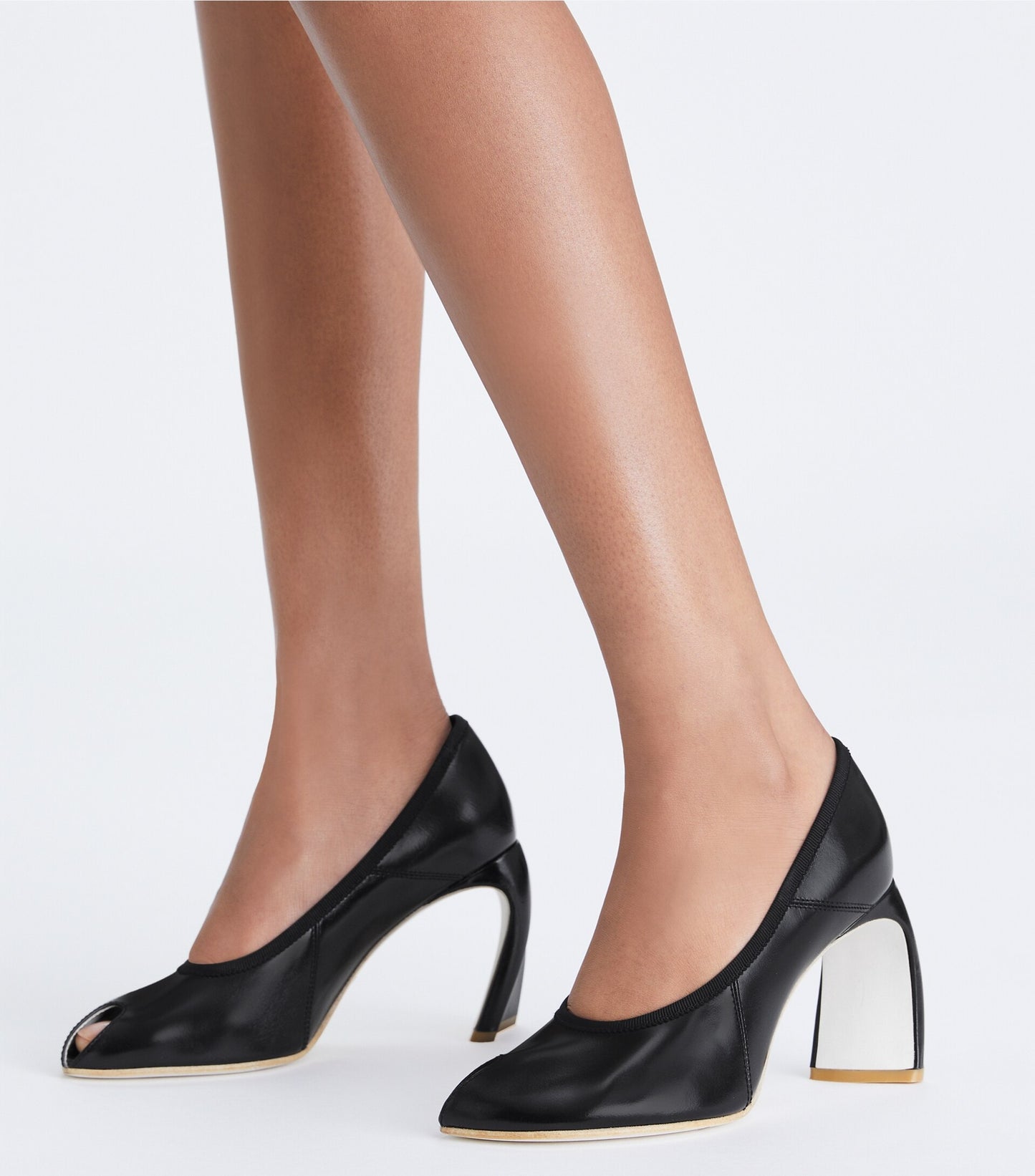 Peep-Toe Pump